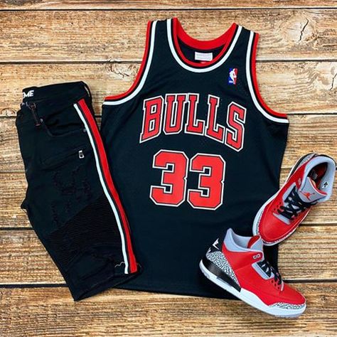 Sneakers Nike Black, Hipster Outfits Winter, Chicago Bulls Outfit, Hype Clothing, Mens Casual Outfits Summer, Swag Outfits Men, Dope Outfits For Guys, Fresh Outfits