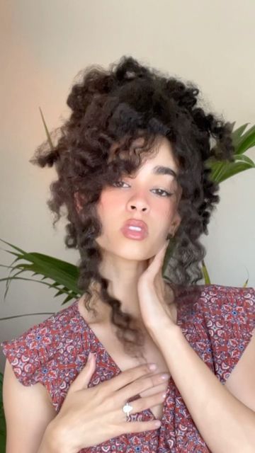 French Roll Curly Hair, 3b Curly Hair, Faux Bangs, French Roll, Curly Bun, Curly Bangs, Beauty Aesthetic, 90’s Aesthetic, Style Goals