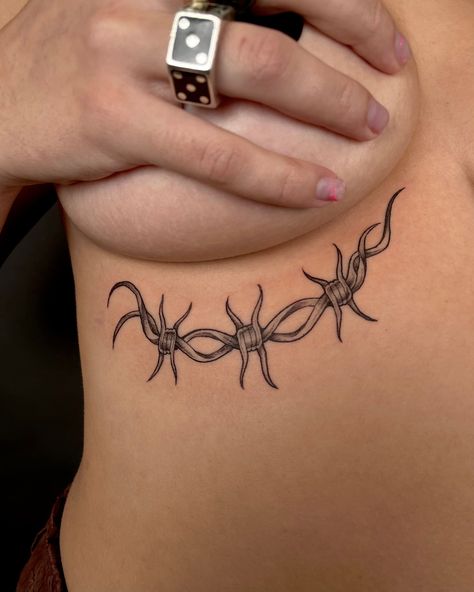 Bold Barbed Wire Illustration Girly Barbed Wire Tattoo, Traditional Barbed Wire Tattoo, Barb Wire Tattoo, Barbwire Tattoo, Sage Tattoo, Barbed Wire Tattoo, Wire Tattoo, Barbed Wire Tattoos, Miami Tattoo