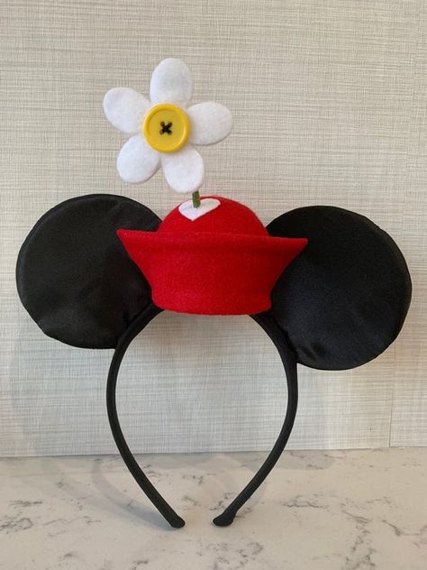 Classic Minnie Mouse, Vintage Minnie Mouse, Minnie Mouse Theme Party, Disney House, Diy Disney Ears, Disney Ears Headband, Disney Diy Crafts, Mickey Mouse Costume, Diy Mickey Ears