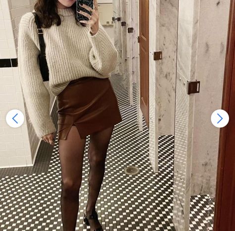 Brown Leather Mini Skirt Outfit Winter, Brown Miniskirt Outfits, Ottawa Outfit, Brown Mini Skirt Outfit Winter, Mini Brown Skirt Outfit, Short Skirt Fall Outfits, Brown Faux Leather Skirt Outfit, Leather Brown Skirt Outfit, Brown Short Skirt Outfit