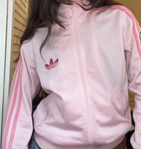 Pink Adidas Jacket Outfit, Pink Adidas Jacket, Adidas Aesthetic Outfit, Adidas Outfit Aesthetic, Pink Adidas Outfit, Adidas Jacket Outfit, Pink Jacket Outfit, Adidas Rose, 00s Mode