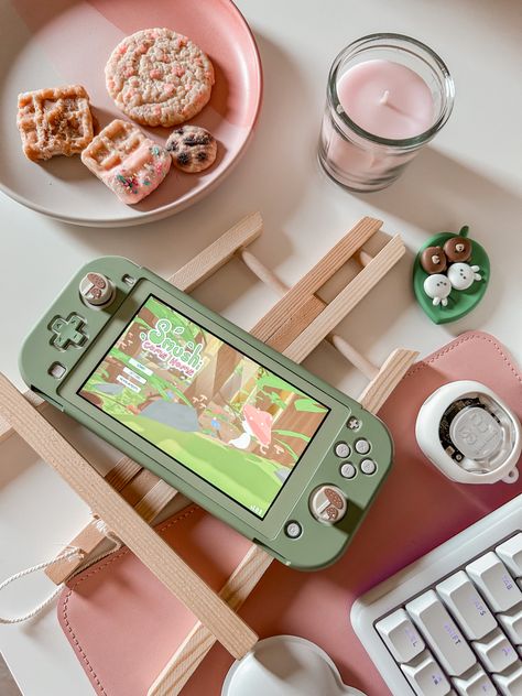 nintendo switch lite Aesthetic Switch Lite, Switch Nintendo Aesthetic, Nintendo Switch Lite Games, Nintendo Lite Aesthetic, Aesthetic Nintendo Switch Lite, Nintendo Switch Oled Aesthetic, Nintendo Switch Aesthetic Case, Nintendo Switch Setup, Switch Lite Aesthetic