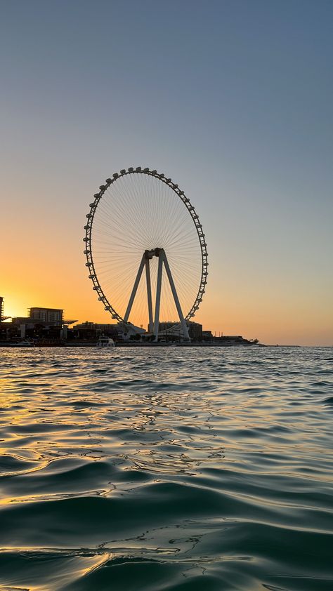 A big wheel on the public beach in Dubai Dubai Beach, Dubai Cars, Dubai Aesthetic, Dubai Lifestyle, Living In Dubai, Travel Picture Ideas, Where I Live, Dubai Life, City Vibe