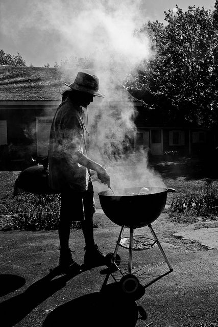 Bbq Photoshoot, Volcano Cake, Night Shot, Western Homes, Bbq Grills, Mountain Life, Carne Asada, Summer Bbq, Man Photo