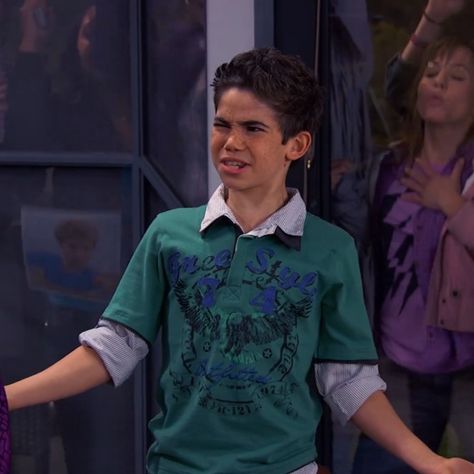 Luke Ross-Jessie Hey Jessie Disney, Luke From Jessie, Cameron Boyce Jessie, Luke Ross, Hey Jessie, Cameron Boys, Two Color Hair, Disney Jessie, Childhood Crushes