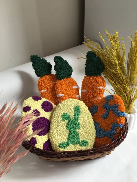 Easter Punch Needle, Tufting Coaster, Easter Punch, Rugs Tufting, Carrot Embroidery, Embroidered Coasters, Egg Mug, Cool Coasters, Punch Needle Kits