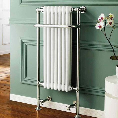 Cali Traditional Heated Radiator Towel Rail - 1130mm High x 553mm Wide - Chrome/White-0 Old Fashioned Bathtub, Traditional Towel Radiator, Hone Decor, White Towel Rail, Bathroom Traditional, Victorian Style Bathroom, Victorian Radiators, Traditional Radiators, Tongue And Groove Panelling