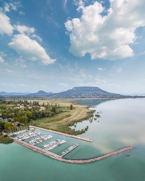 Lake Balaton, 7 Continents, Instagram Flowers, Nice Places, Like Art, Photography Landscape, Budapest Hungary, Lightroom Mobile, Photoshop Lightroom