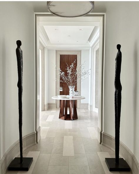 Large Foyer Ideas, Antique Mirror Frame, Resort Interior Design, Thomas Pheasant, Entryway Design, Narrow Entryway, Glamorous Interiors, Foyer Entrance, Beautiful Entryways