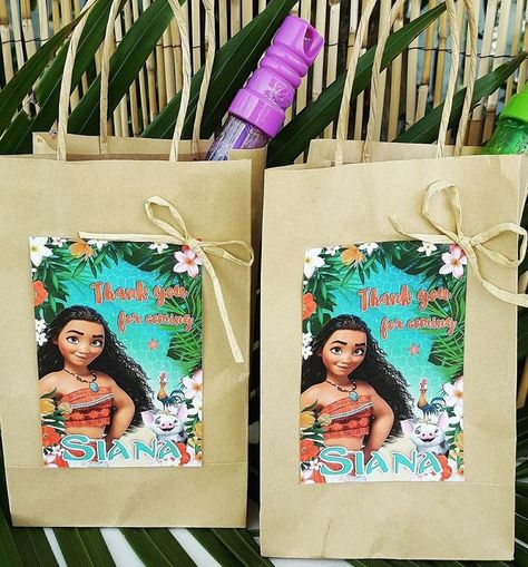 Moana Favors Ideas, Moana Birthday Goodie Bags, Moana Birthday Party Favors Bags, Moana Goodie Boxes, Moana Gift Bag Ideas, Moana Loot Bag Ideas, Moana Party Bags, Moana Birthday Party Theme, Moana Theme Birthday