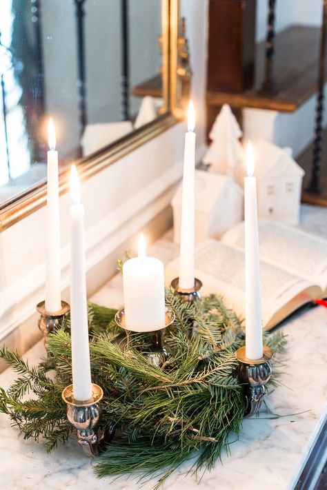 Classic Christmas Foyer | blesserhouse.com - A classic traditional entryway / foyer decorated for Christmas using fresh pine and holly greenery and a St. Lucia Day Advent wreath. #christmasfoyer #classicdecor #traditionalchristmas Old Fashioned Christmas Decorations, Wreath Advent, Diy Window Trim, St Lucia Day, Christmas Foyer, Advent Wreath Diy, Advent Wreath Candles, Traditional Entryway, Navidad Natural