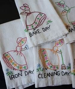 Embroidery Kitchen Towels, Embroidered Tea Towels, Vintage Tea Towels, Towel Embroidery, Sunbonnet Sue, Embroidery Transfers, Embroidered Towels, Linens And Lace, Flour Sack