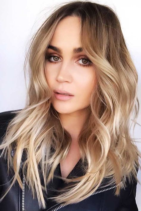 Ideas To Experiment With Balayage Hair Color Technique in 2020 ★ Balayage Brownhair, Blonde Bayalage, How To Darken Hair, Honey Blond, Balayage Hairstyles, Brown Ombre Hair, New Hair Trends, Blond Balayage, Beautiful Haircuts