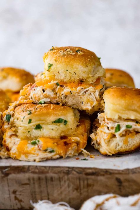 Crack Chicken Sliders Shredded Chicken Snacks, Creamy Chicken Fajita Sliders, Cracked Chicken Sliders, Hawaiian Roll Chicken Sliders, Grilled Cheese Sliders Kings Hawaiian, Slider Sandwiches Kings Hawaiian, Chicken Sliders Recipes Hawaiian Rolls, Chicken Hawaiian Roll Sliders, Cream Cheese Sliders