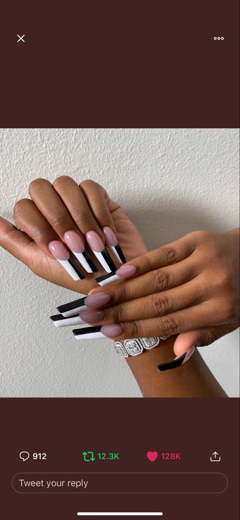 Black and white nails with slanted square tips Half And Half Acrylic Nails, Black And Nails White, Slanted Nails, Black And White Nails Acrylic, Black And White Acrylic Nails, Nice Hands, Nontoxic Nail Polish, Black And White Nails, Black White Nails