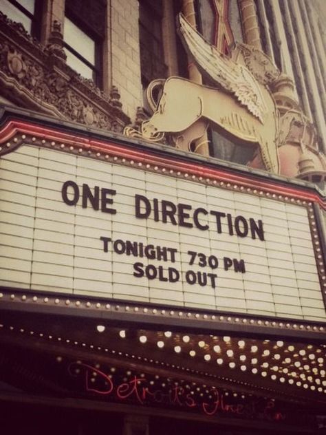 One Direction, Go On, Theater