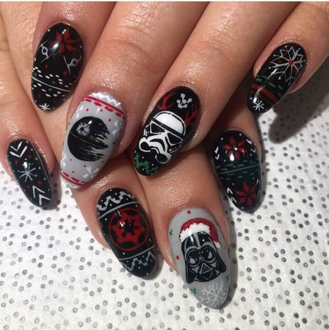 Star Wars Nails Designs Dark Side, Star Wars Christmas Nails, Christmas Story Nails, Star Wars Nails Simple, Nails 2023 Winter, Christmas Light Nails, Exotic Nail Designs, Star Wars Nails, Nail Therapy