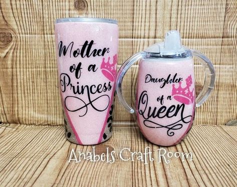 Sippy Cup Tumbler Ideas, Mommy And Me Tumbler Set, Coffee Cup Crafts, Kids Tumblers, Tumbler Cups Personalized, Glitter Tumbler Cups, Baby Cups, Sippy Cups, Kids Cups