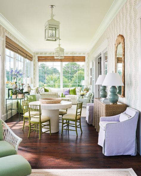 Sunroom Decorating Ideas Farmhouse Style, Four Seasons Room Addition, Sunroom Dining Room, Farmhouse Sunroom, Sunroom Remodel, Four Seasons Room, Sunroom Furniture, Sunroom Addition, Sunroom Ideas