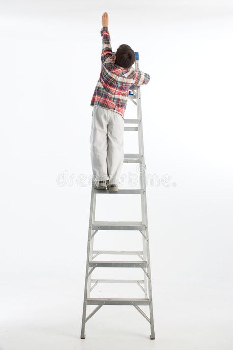 Male Reaching Out Pose, Character Reaching Out Pose, Man Reaching Out Pose Reference, Reaching Up Pose Reference, Man Leaning Against Wall Drawing, Ladder Photoshoot, Person Climbing Ladder Drawing, Person Climbing Ladder, Anime Dp