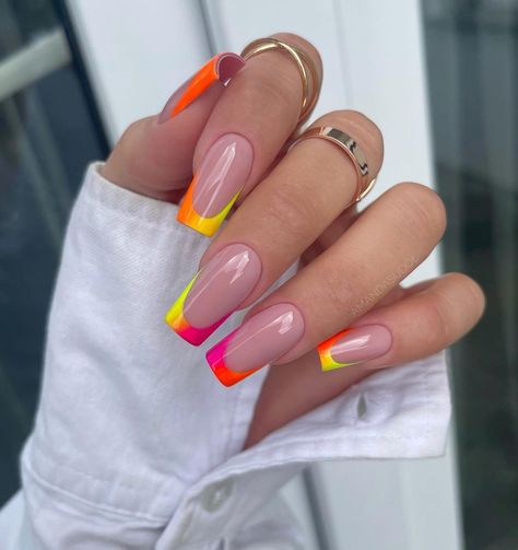 Neon Powder Nails Designs, Color French Nails Summer, Neon Powder Nails, Neon Powder Nail Art, Neon French Tip Nails, Color French Nails, French Summer Nails, Neon French Nails, Neon Nails Designs