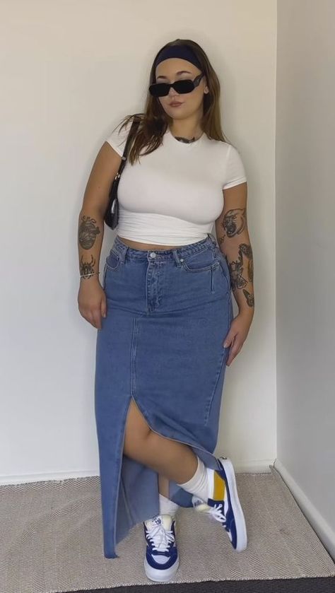 College Outfits Summer Plus Size, Everyday Spring Outfits Plus Size, Summer Theme Outfit Ideas, Long Skirt Outfits For Summer Plus Size, Plus Size European Fashion, Long Denim Skirt Outfit Plus Size, Mid Size Aesthetic Summer, Trendy Plus Size Outfits Summer, Plus Size Denim Skirt Outfit