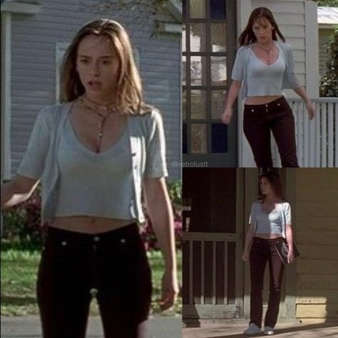 Julie’s outfits in I Know What You Did Last Summer. Which ones your favourite? • I Know What You Did Last Summer 1997 ‧ Mystery/Slasher ‧ 1h 41m • #iknowwhatyoudidlastsummer #movie #movies #moviequotes #moviequote #quotes #quote #1990s #90s #nineties #jenniferlovehewitt Do you like her wardrobe? Slasher Summer Movies, I Know What You Did Last Summer Outfits, I Know What You Did Last Summer, 90s Movie Outfits, Slasher Summer, Julie James, Summer Movie, 90s Movies, Spring Clothes