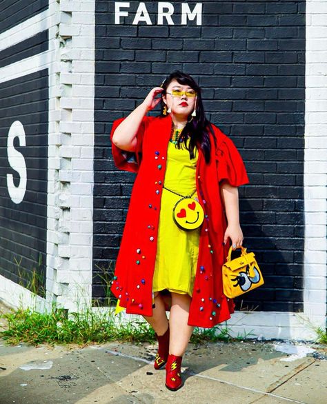 Quirky Office Fashion, Quirky Midsize Fashion, Dopamine Dressing Plus Size, Quirky Fashion Plus Size, Plus Size Maximalist Fashion, Plus Size Colorful Outfits, Gamine Essence, Maximalism Fashion, Pop Art Clothing