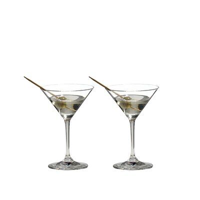 Riedel Vinum 5 oz. Crystal Martini Glass Crystal Martini Glasses, Accessories 2023, Ship Decor, Kitchen Necessities, Drinks To Make, Drinking Glass Sets, Margarita Glasses, Dirty Martini, Martini Glasses