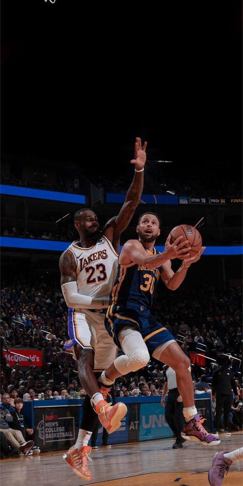 Basketball Editorial, Basketball Live Wallpaper, Nba Pics, Nba 2023, Basketball Bedroom, Stephen Curry Wallpaper, Curry Wallpaper, Stephen Curry Basketball, King Lebron James