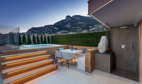 Monaco Apartment Luxury, Monaco Penthouse, Apartment In Monaco, Monaco Apartment, Monaco House, Apartment Amenities, Platform House, Indoor Jacuzzi, Apartment Luxury