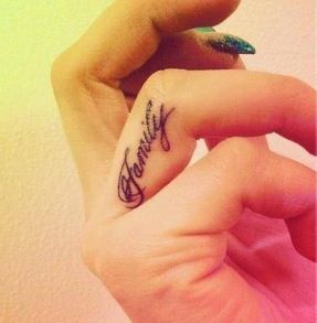 Tattoo : on finger : family Sick Tattoo, Meaningful Tattoos For Women, Small Meaningful Tattoos, Sweet Tattoos, Latest Tattoos, Small Tattoo Ideas, Simple Tattoo, Temporary Tattoo Designs, Family Tattoos