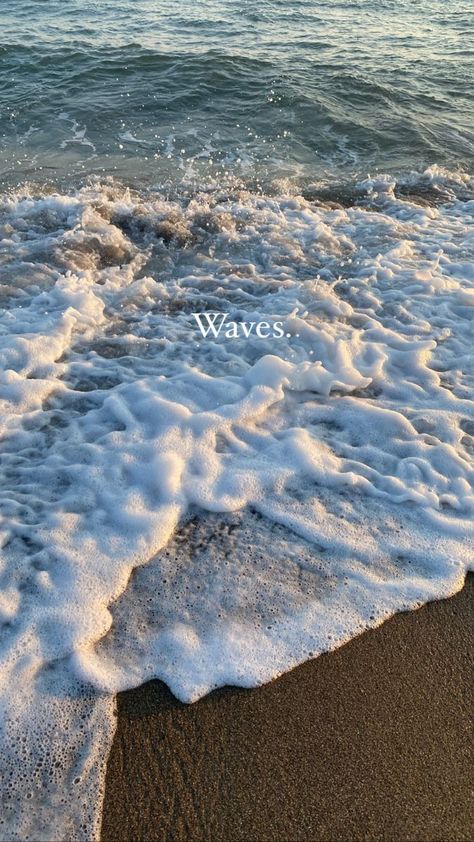 sea wave wallpaper aesthetic aestheticwallpaper summer Creative Beach Pictures, Beach Photo Inspiration, Beach Instagram Pictures, Beach Photography Poses, Foto Tips, Instagram My Story, Instagram Photo Ideas Posts, Creative Instagram Photo Ideas, Instagram Photo Inspiration