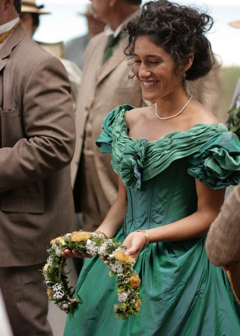 Q'orianka Kilcher as Princess Ka'iulani in the 2009 film 𝑃𝑟𝑖𝑛𝑐𝑒𝑠𝑠 𝐾𝑎'𝑖𝑢𝑙𝑎𝑛𝑖.
#PrincessKaiulani #QoriankaKilcher #PrincessKaiulani Orianka Kilcher, Princess Kaiulani, Art Cinema, Film Costumes, Ancient Kings, Costume Drama, Period Costumes, Movie Costumes, Historical Costume