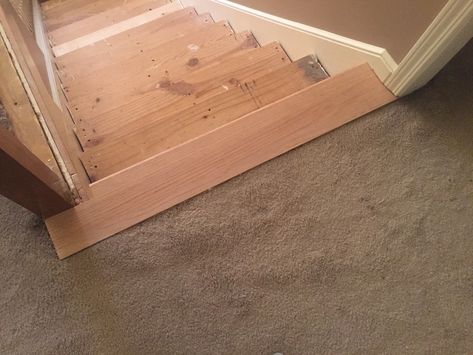 Top of stairs wood tread to carpet transition level issue - Home Improvement Stack Exchange Carpet To Wood Stairs, Stairs Wood, Bonus Room Design, Diy Staircase Makeover, Carpeted Stairs, Wood Stair Treads, Top Of Stairs, Stair Makeover, Staircase Railing Design