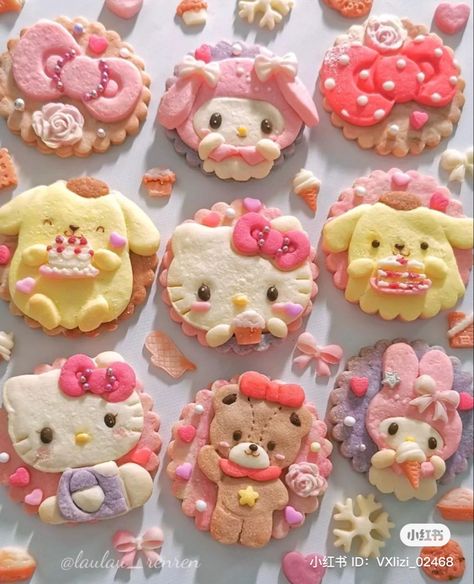 Sanrio Treats, Sanrio Cookies, Cute Meals, Sanrio Food, Kitty Cookies, Hello Kitty Cookies, Sanrio Stuff, Decorações Com Comidas, Kawaii Dessert