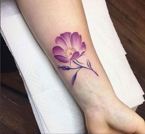 Jewerly Tattoo, Wild Rose Tattoo, Tattoo Fixes, Polish Tattoos, Tiny Flower Tattoos, Flowers Tattoos, Tulip Tattoo, Flower Tattoo Ideas, Crystal Tattoo