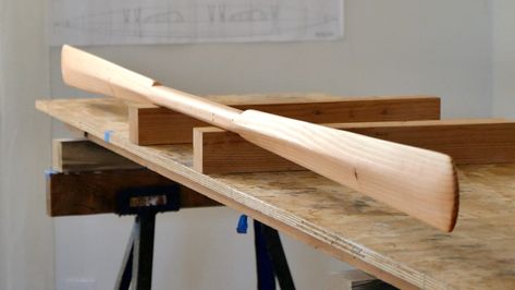 Greenland paddles are inexpensive, fast, and fun to build. Try it yourself! Most of us who have switched to Greenland paddles have never gone back! Diy Canoe Paddle, Canoe Paddle Designs, Bonafide Kayak, Greenland Paddle, Kayak Paddles, Easy Rolls, Kayak Boats, Front Deck, Natural Building