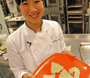 Joanne Chang shares her holiday cookie recipes – Boston Herald Joann Chang Recipes, Joanne Chang Recipes, Dessert Favorites, Joanne Chang, Cafe Owner, Homemade Oreos, Vanilla Cream Filling, Flour Bakery, Pescatarian Recipes