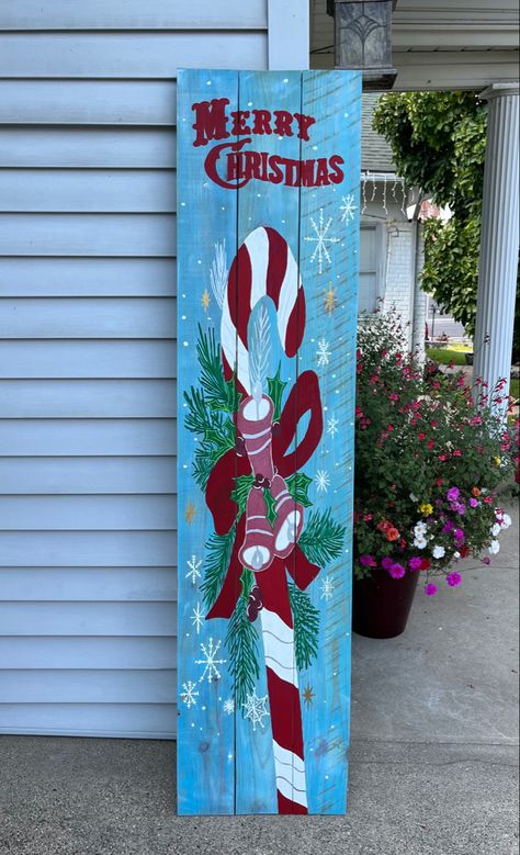 Christmas Wood Signs Porches, Porch Leaners For Christmas, Christmas Porch Leaners Diy, Christmas Leaners, Porch Leaners Diy, Christmas Porch Leaners, Leaner Boards, Christmas Sign Ideas, Christmas Porch Signs