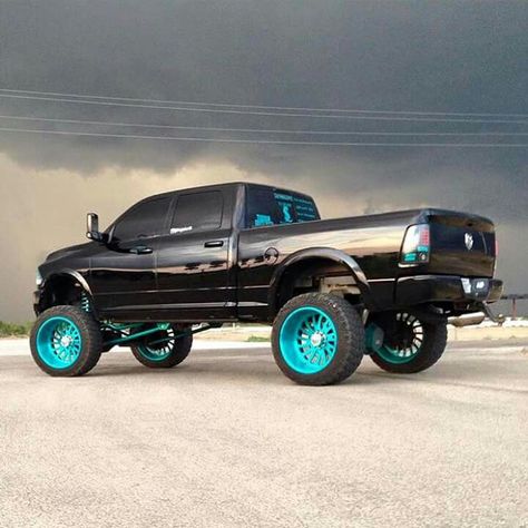 Not real sure why people contrast a sweet truck with hideous colored wheels, but nice truck. Custom Lifted Trucks, Lifted Chevy Trucks, Lifted Chevy, Lifted Truck, Dodge Truck, Jacked Up Trucks, Dodge Trucks Ram, Dodge Trucks, Ram Trucks