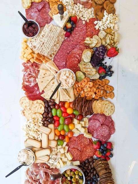 How to Make a Grazing Table + PRINTABLE grocery list for 40 guests Grazing Table Layout Ideas, Grazing Table For 50 People Shopping List, Grazing Table Grocery List, Charcuterie Table For 50 People, Grazing Table Layout, Charcuterie Board Grocery List, Small Grazing Table, Meat Boards, Graze Boards