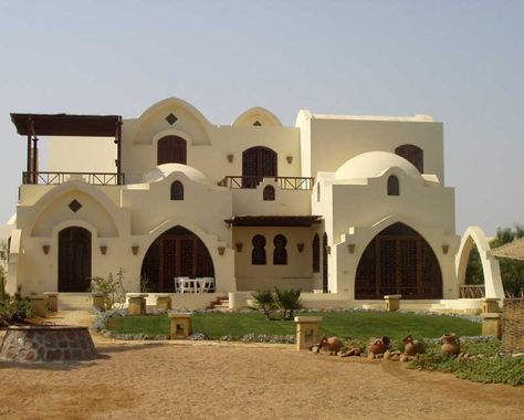 nubian villa Hasan Fathi Architecture, Nubian Houses, Nubian Architecture, Hassan Fathy, Nubian Village, Minimalist Furniture Design, African House, Commercial And Office Architecture, Architecture Elevation