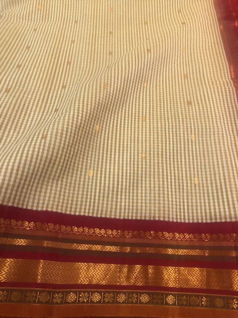 Vintage Kanchipuram Saree, Saree Types, Sari Blouses, Saree Kanchipuram, Indian Bedroom Decor, Indian Bedroom, Kids Ethnic Wear, Simple Saree Designs, Silk Saree Kanchipuram