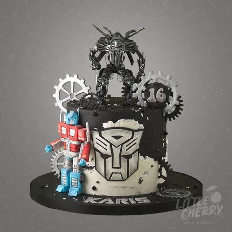 Transformers Cupcakes, Optimus Prime Cake, Transformers Birthday Cake, Birthday Cake Designs, Geek Birthday, Transformers Party, Transformers Cake, Thomas Birthday Parties, Transformers Birthday