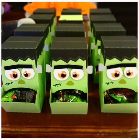 Fiesta temática Hotel Transylvania Festa Hotel Transylvania, Hotel Transylvania Birthday, Hotel Transylvania Party, Movie Night For Kids, Boo Gift, Bricolage Halloween, Carte Halloween, Zombie Party, Hotel Transylvania