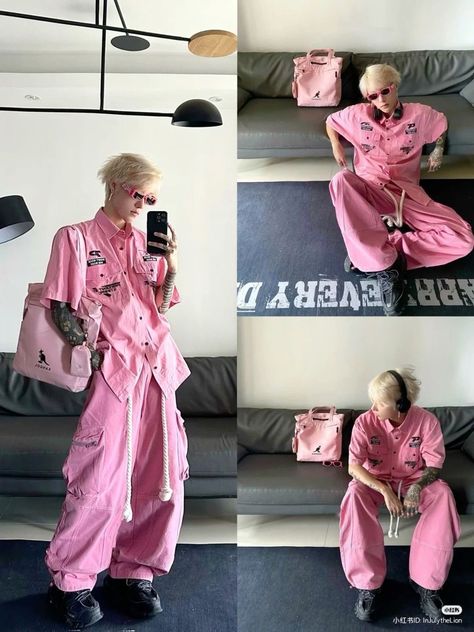 Pink Masculine Outfit, Gag City Outfits, Haircut Ideas Asian, Aesthetic Boy Haircut, Haircut Ideas Curly Hair, Haircut Ideas Aesthetic, Haircut Ideas Curly, Maximalist Outfits Men, Curly Hair Boy Haircut