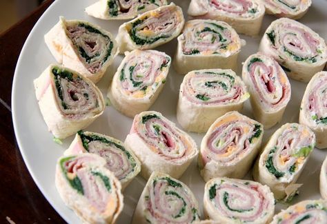 Tortilla Sandwichs Spinach Roll Ups, Tortilla Pinwheels, Spinach Rolls, Spinach Tortilla, Cheese Pinwheels, Pimiento Cheese, Pinwheel Recipes, Valerie Bertinelli, Tortilla Wraps