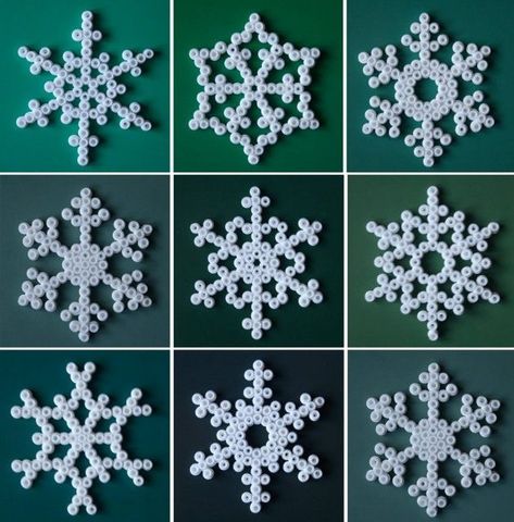 Snefnug Med Perler, Hama Beads Christmas, Snowflake Pictures, Perler Bead Designs, Perler Beads Ideas, Christmas Perler Beads, Snowflake Photos, Snowflake Craft, Art Perle